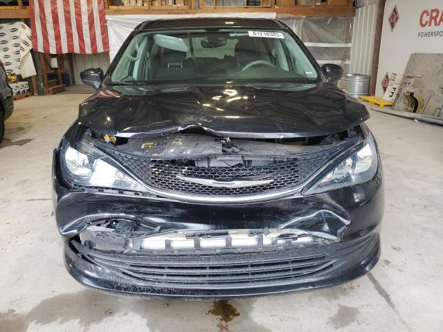Photo 5 from auction – 2017 CHRYSLER PACIFICA T with VIN 2C4RC1DG3HR667741