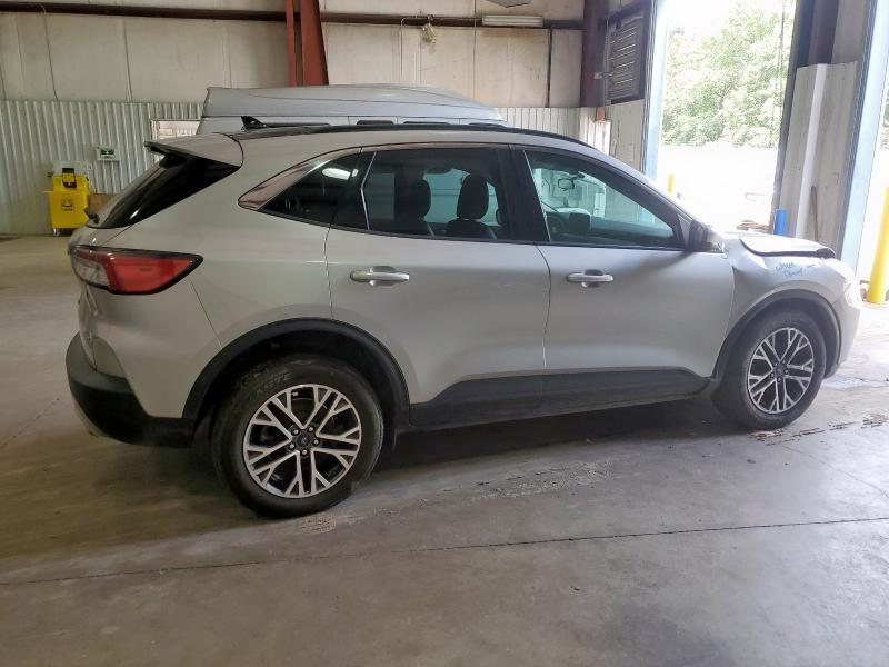Photo 3 from auction – 2020 FORD ESCAPE with VIN 1FMCU9H65LUA51808
