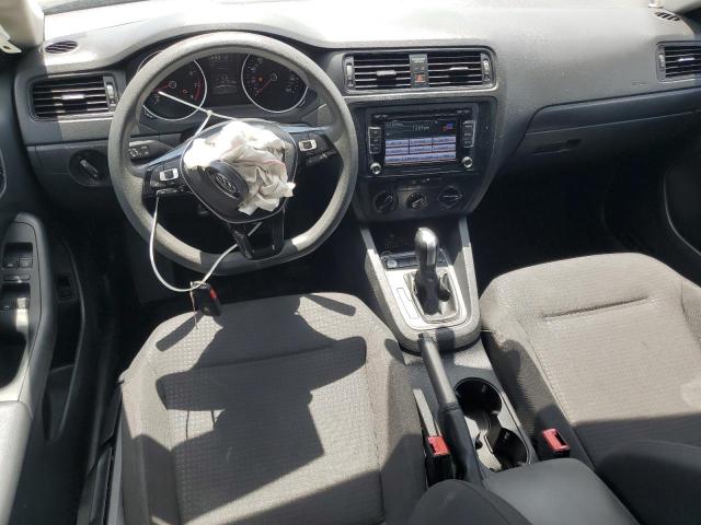 Photo 8 from auction – 2015 VOLKSWAGEN JETTA with VIN 3VW2K7AJ5FM229585