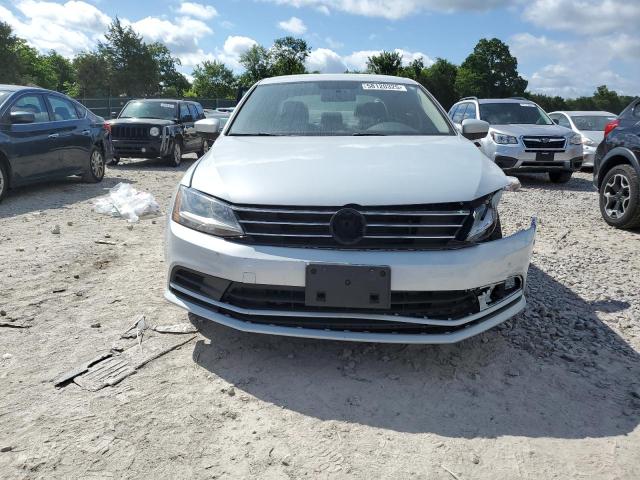 Photo 5 from auction – 2017 VOLKSWAGEN JETTA S with VIN 3VW2B7AJ2HM379611