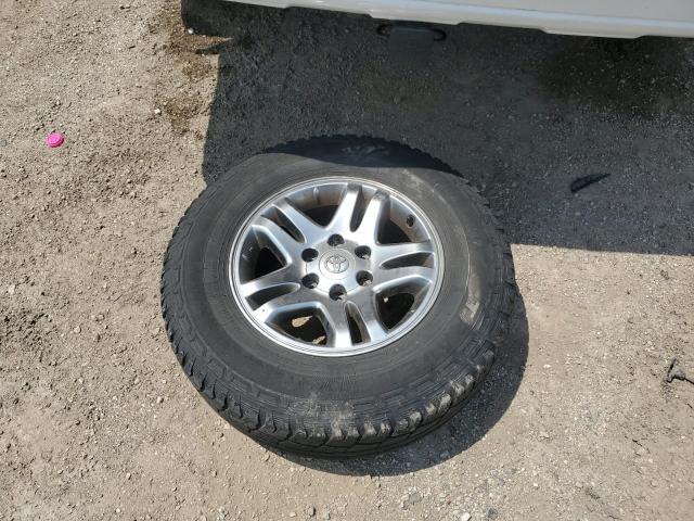 Photo 13 from auction – 2002 TOYOTA SEQUOIA LI with VIN 5TDBT48A42S095912