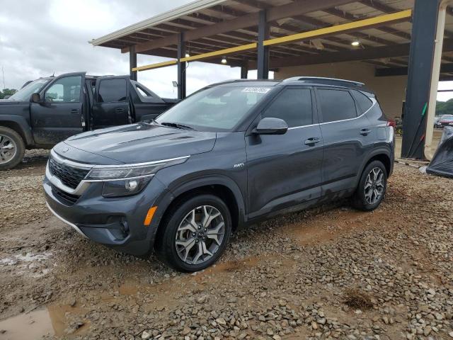 KIA SELTOS EX 2021 with VIN KNDERCAA0M7149672 - Photo from auction