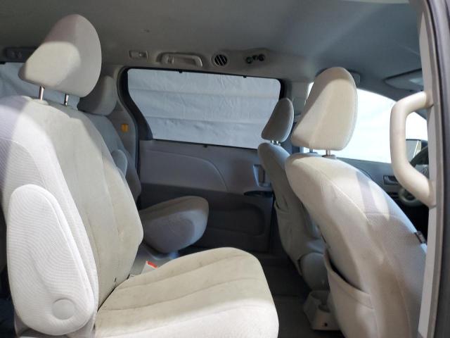 Photo 11 from auction – 2011 TOYOTA SIENNA LE with VIN 5TDJK3DC2BS008105