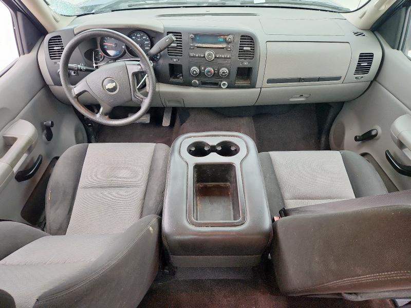 Photo 8 from auction – 2009 CHEVROLET SILVERADO with VIN 1GCEC19XX9Z280442