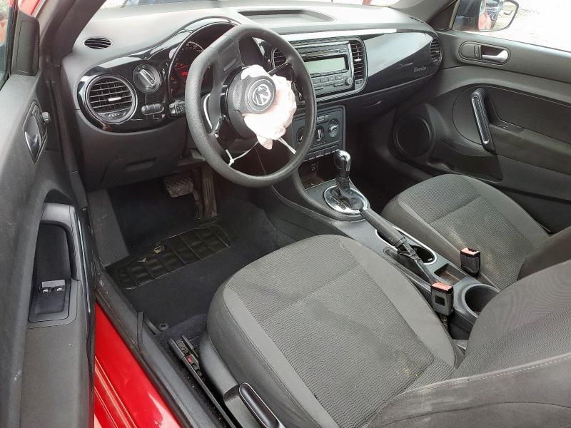 Photo 8 from auction – 2013 VOLKSWAGEN BEETLE with VIN 3VWFP7AT7DM632629