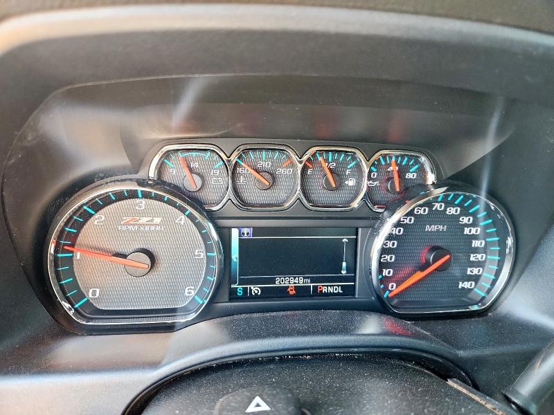 Photo 9 from auction – 2018 CHEVROLET SILVERADO with VIN 3GCUKREC6JG211980