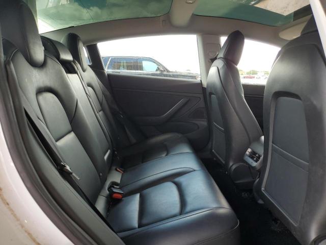 Photo 10 from auction – 2018 TESLA MODEL 3 with VIN 5YJ3E1EB9JF055094