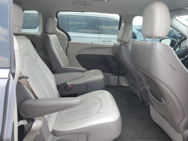 Photo 11 from auction – 2017 CHRYSLER PACIFICA TOURING L with VIN 2C4RC1BG9HR543962