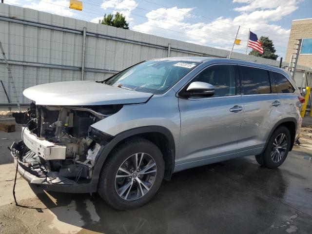 TOYOTA HIGHLANDER 2017 with VIN 5TDBZRFH3HS437869 - Photo from auction