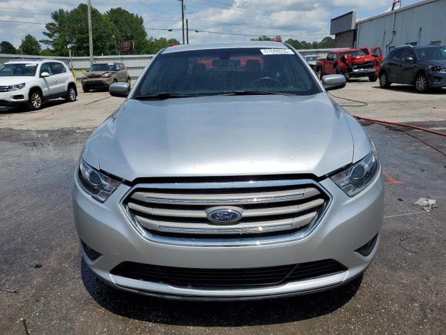 Photo 5 from auction – 2018 FORD TAURUS SEL with VIN 1FAHP2E85JG124787