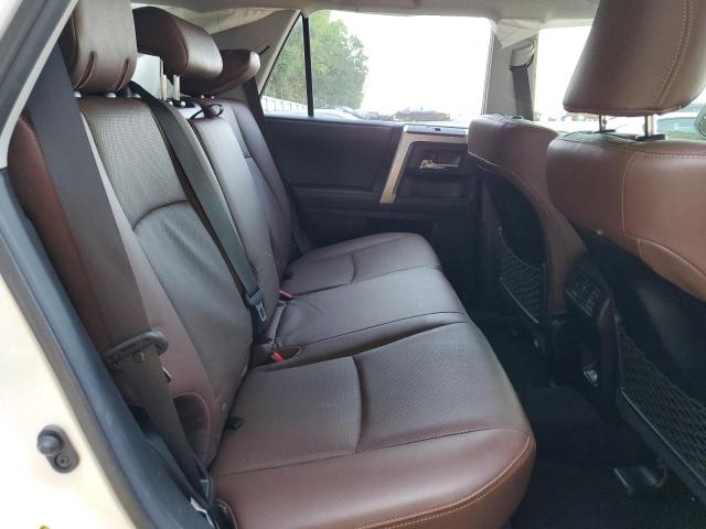 Photo 11 from auction – 2020 TOYOTA 4RUNNER SR with VIN JTEBU5JRXL5770443