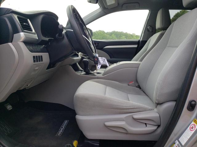 Photo 7 from auction – 2019 TOYOTA HIGHLANDER with VIN 5TDBZRFH4KS957067