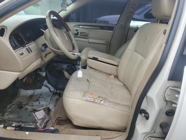 Photo 7 from auction – 2007 LINCOLN TOWN CAR with VIN 1LNHM82V87Y615692