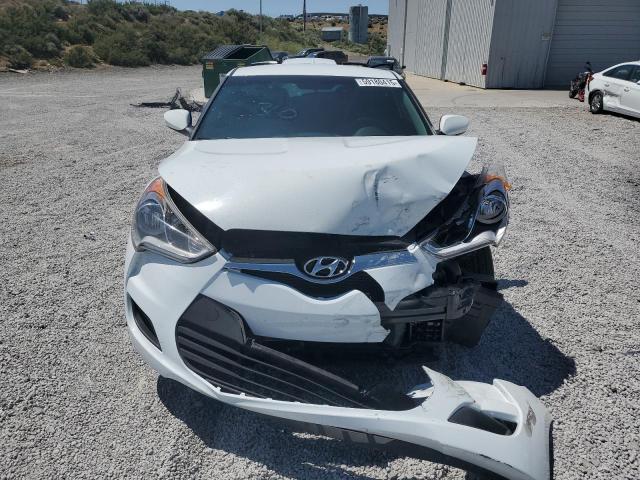Фото 5 с аукциона – 2016 HYUNDAI VELOSTER с VIN KMHTC6AD8GU296103