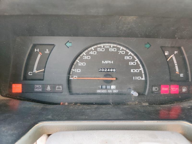 Photo 9 from auction – 1992 ISUZU CONVENTION with VIN 4S1CL11L6N4217533