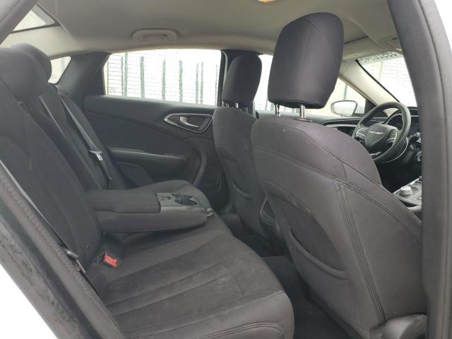 Photo 11 from auction – 2015 CHRYSLER 200 LIMITE with VIN 1C3CCCAB6FN656032
