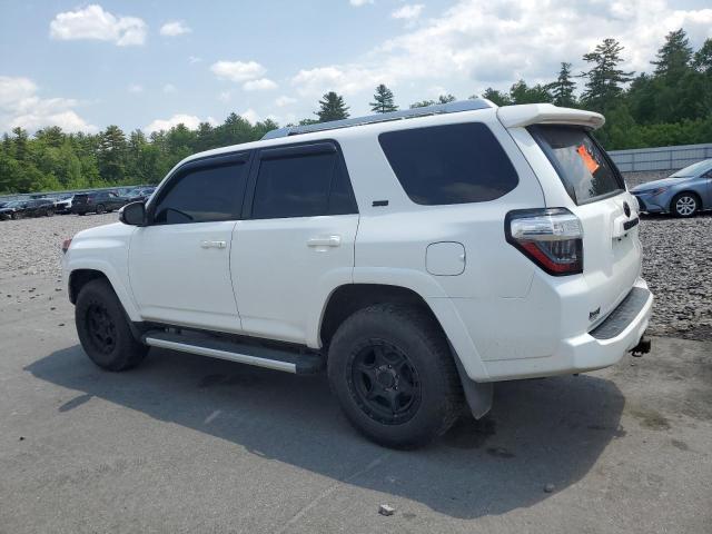 Photo 2 from auction – 2015 TOYOTA 4RUNNER SR with VIN JTEBU5JR8F5225622