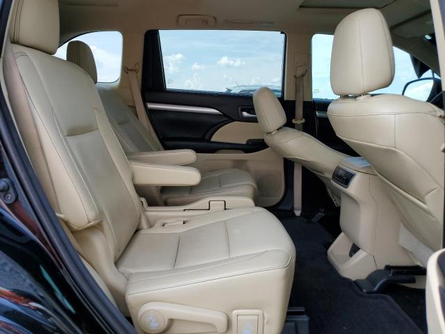 Photo 11 from auction – 2016 TOYOTA HIGHLANDER with VIN 5TDKKRFH9GS150555