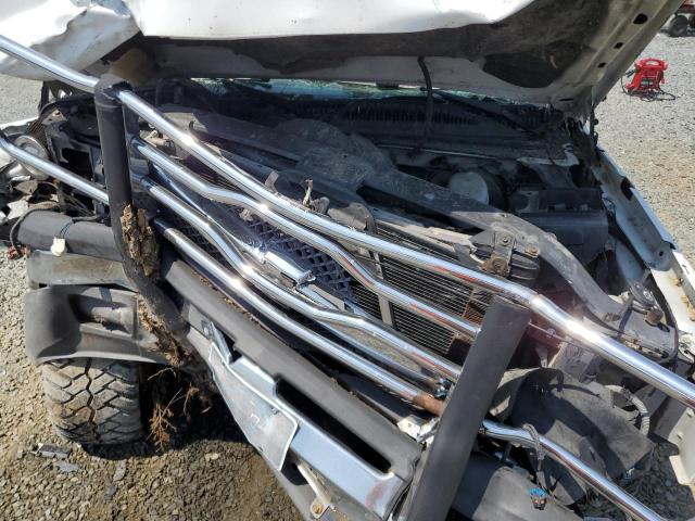 Photo 11 from auction – 2003 CHEVROLET SILVERADO with VIN 1GCEK19T83Z172229