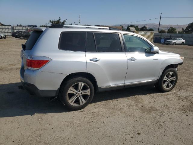 Photo 3 from auction – 2011 TOYOTA HIGHLANDER LIMITED with VIN 5TDDK3EHXBS050870
