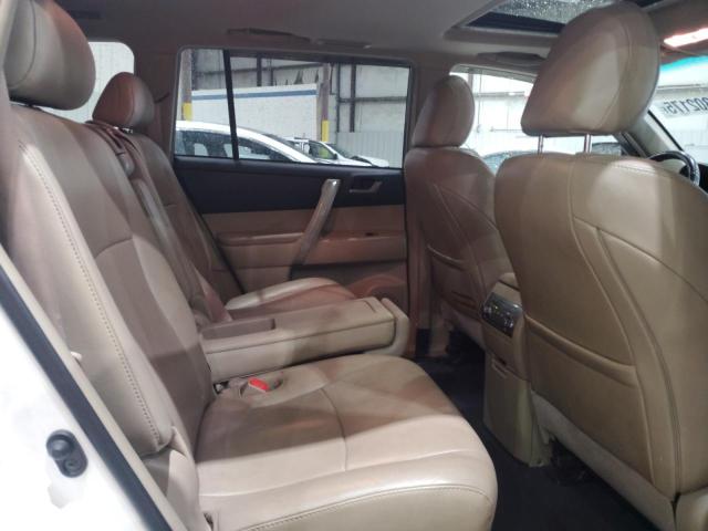 Photo 11 from auction – 2011 TOYOTA HIGHLANDER with VIN 5TDBK3EH4BS069616