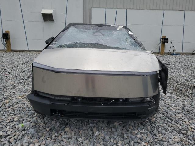 Photo 5 from auction – 2024 TESLA CYBERTRUCK with VIN 7G2CEHEE3RA017028