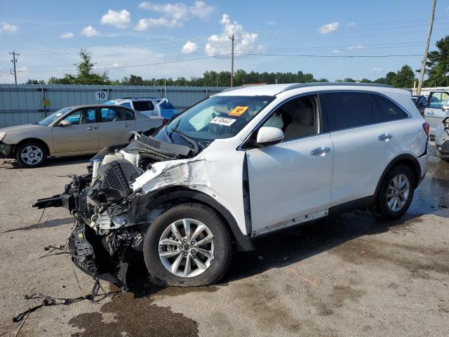 KIA SORENTO LX 2018 with VIN 5XYPG4A30JG374498 - Photo from auction