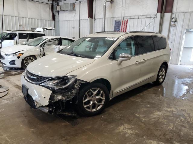 CHRYSLER PACIFICA L 2017 with VIN 2C4RC1GG5HR670555 - Photo from auction