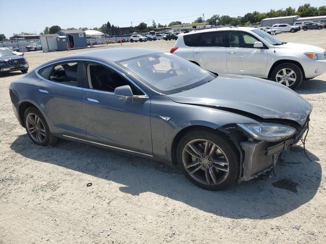 Photo 4 from auction – 2013 TESLA MODEL S with VIN 5YJSA1DN5DFP18054