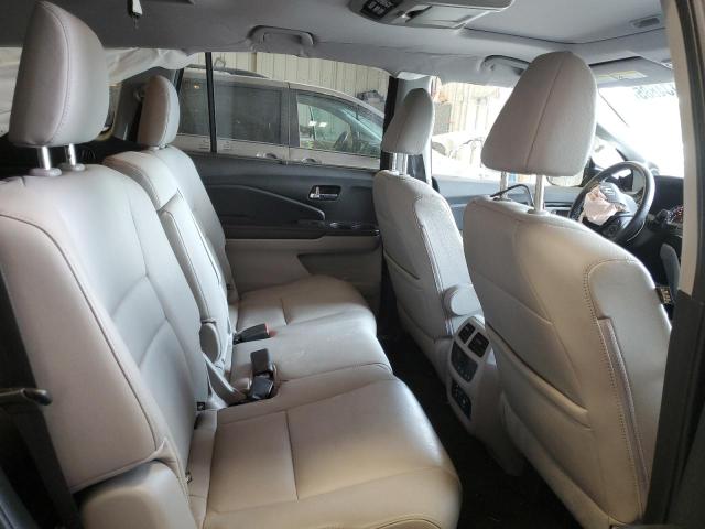 Photo 11 from auction – 2017 HONDA PILOT TOUR with VIN 5FNYF6H99HB059679