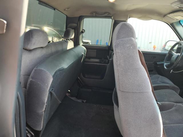 Photo 10 from auction – 2001 GMC NEW SIERRA with VIN 2GTEC19V511332359