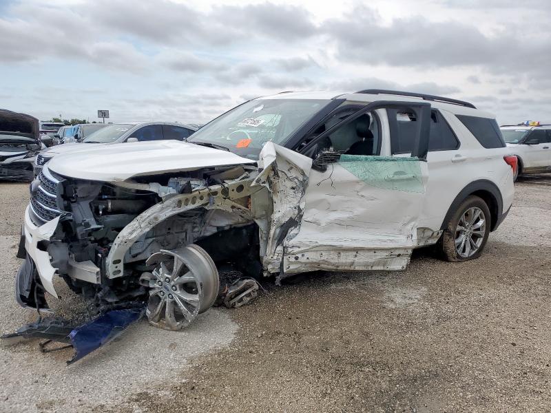 FORD EXPLORER X 2022 with VIN 1FMSK7DH9NGA71395 - Photo from auction
