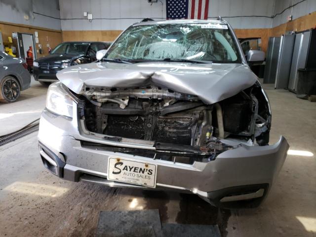 Photo 5 from auction – 2017 SUBARU FORESTER 2 with VIN JF2SJAGC4HH446775