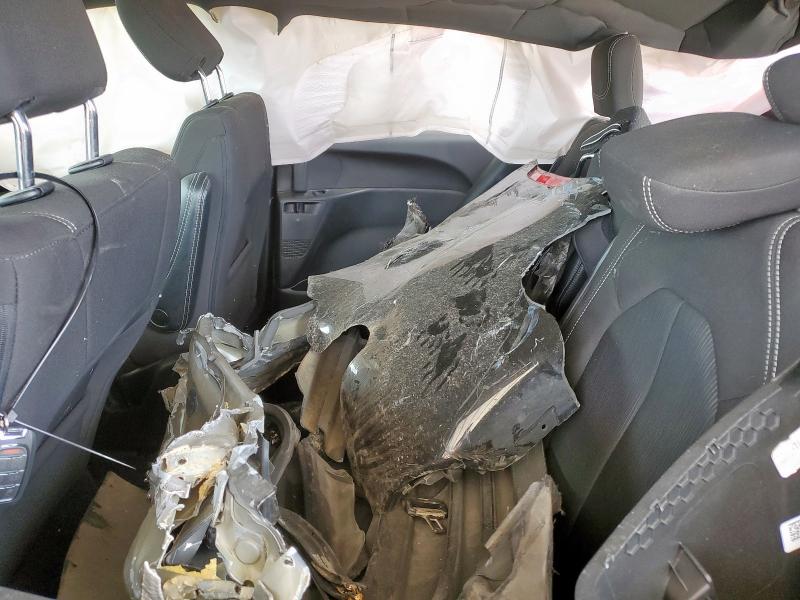 Photo 10 from auction – 2023 CHRYSLER PACIFICA T with VIN 2C4RC1FG3PR558210