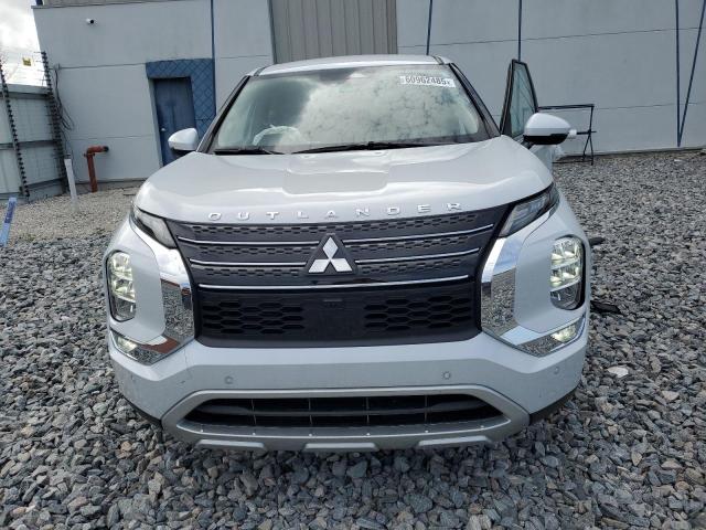 Photo 5 from auction – 2023 MITSUBISHI OUTLANDER with VIN JA4J3UA85PZ059911
