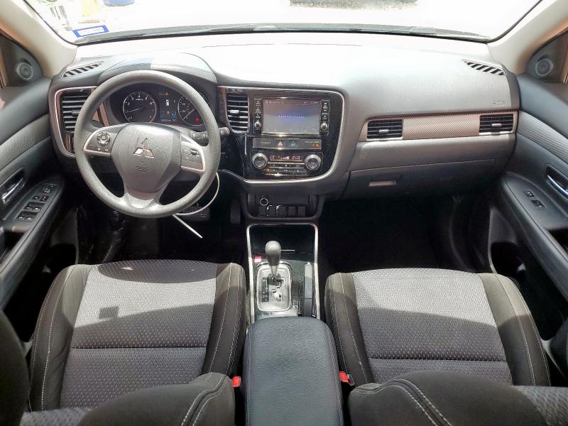 Photo 8 from auction – 2018 MITSUBISHI OUTLANDER with VIN JA4AD2A35JZ006087