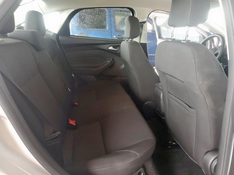Zdjęcie 10 z aukcji – 2018 FORD FOCUS SE z VIN 1FADP3F22JL207518