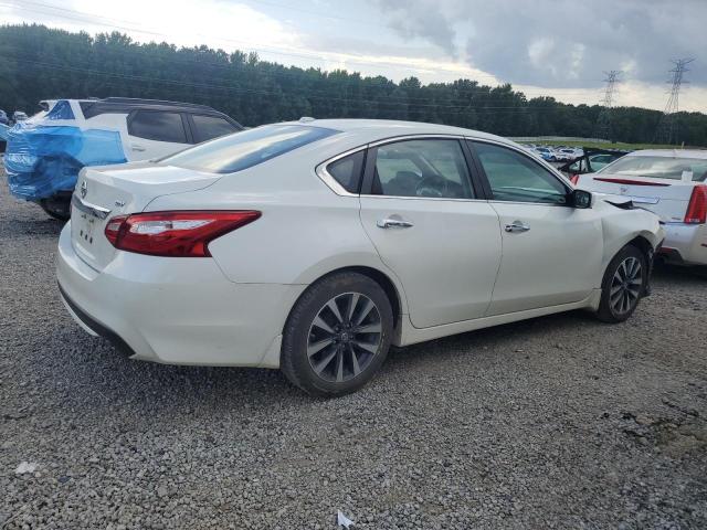 Photo 3 from auction – 2017 NISSAN ALTIMA 2.5 with VIN 1N4AL3AP6HC168413