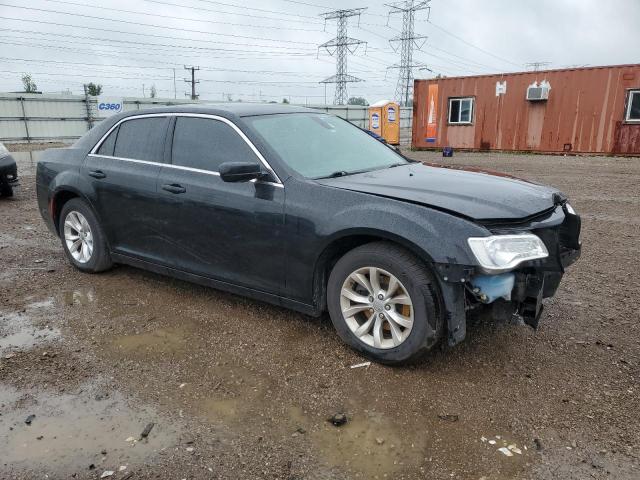 Photo 4 from auction – 2016 CHRYSLER 300 LIMITE with VIN 2C3CCAAG7GH190590