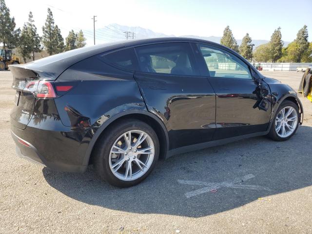 Photo 3 from auction – 2023 TESLA MODEL Y with VIN 7SAYGAEE0PF968185