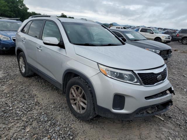 Photo 4 from auction – 2015 KIA SORENTO LX with VIN 5XYKT4A72FG601223