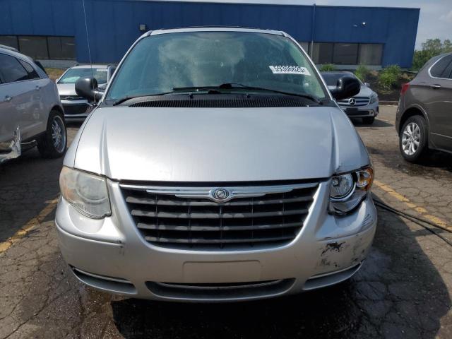 Photo 5 from auction – 2007 CHRYSLER TOWN & COU with VIN 2A4GP54L97R298537