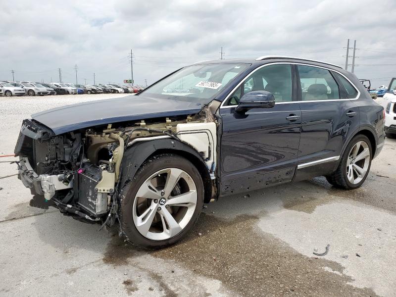 BENTLEY BENTAYGA 2019 with VIN SJAAM2ZV9KC024691 - Photo from auction