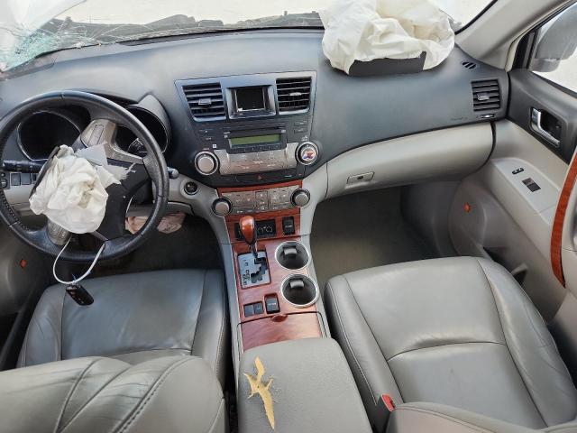 Photo 8 from auction – 2010 TOYOTA HIGHLANDER with VIN 5TDYK3EH2AS023551