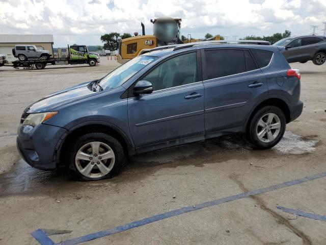 TOYOTA RAV4 XLE 2014 with VIN 2T3RFREV4EW198079 - Photo from auction