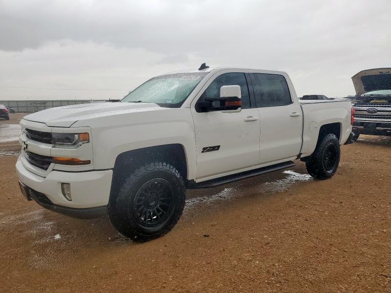 CHEVROLET SILVERADO 2018 with VIN 3GCUKREC2JG215458 - Photo from auction