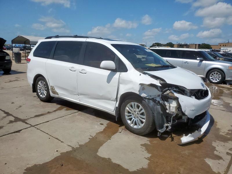 Photo 4 from auction – 2011 TOYOTA SIENNA XLE with VIN 5TDYK3DC9BS058577