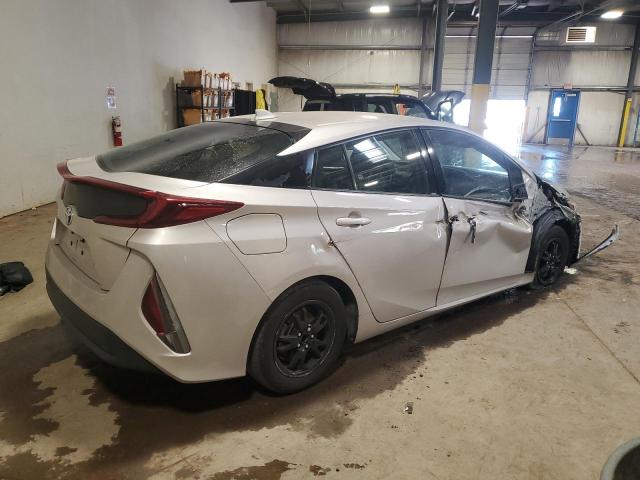 Photo 3 from auction – 2019 TOYOTA PRIUS PRIM with VIN JTDKARFP5K3113040