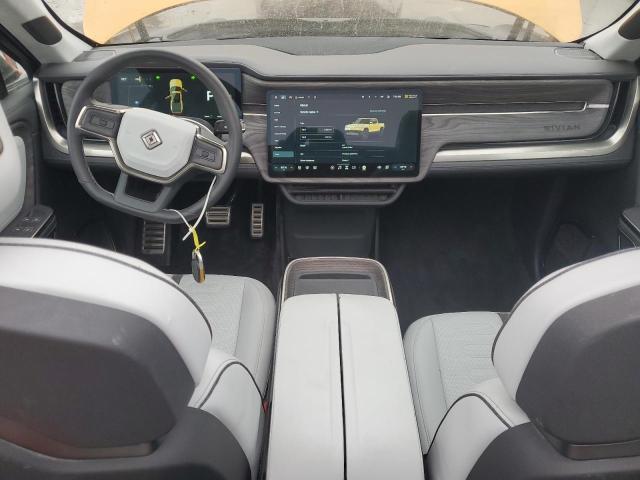 Photo 8 from auction – 2022 RIVIAN R1T LAUNCH with VIN 7FCTGAAL2NN011755