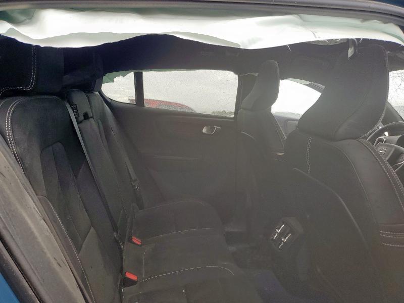 Photo 10 from auction – 2022 VOLVO C40 P8 REC with VIN YV4ED3GB5N2004153
